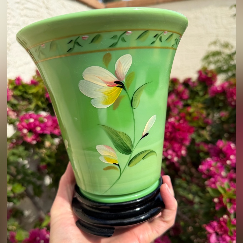 Fenton Chameleon Rosenthal Collection Flip Vase